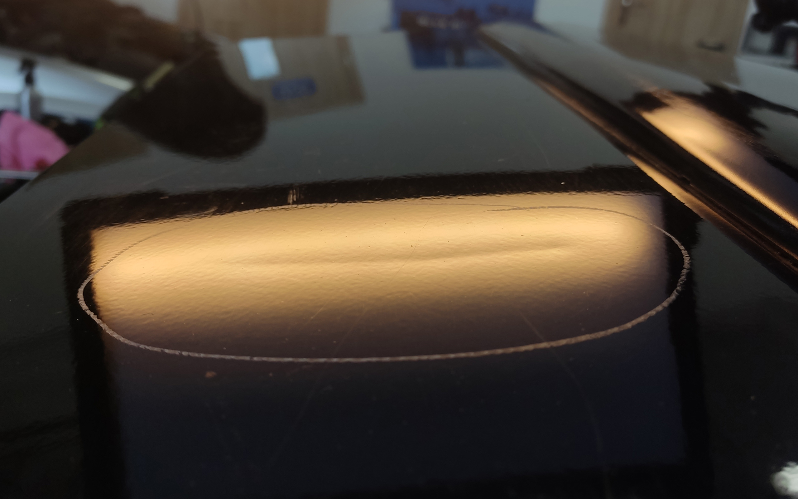 Uderzenie w drzwi - Opel Astra - przed korekcją blachy metodą PDR - Kąty Wrocławskie